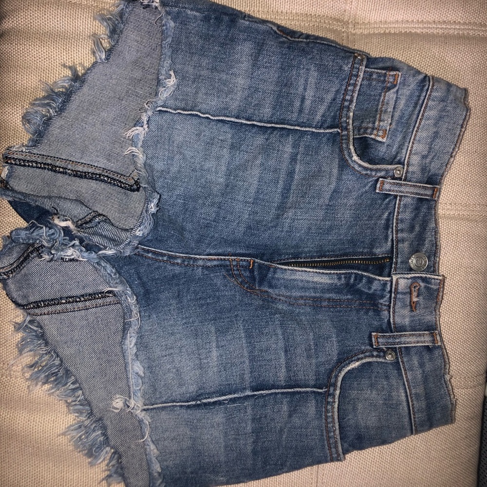 REVICE denim shorts